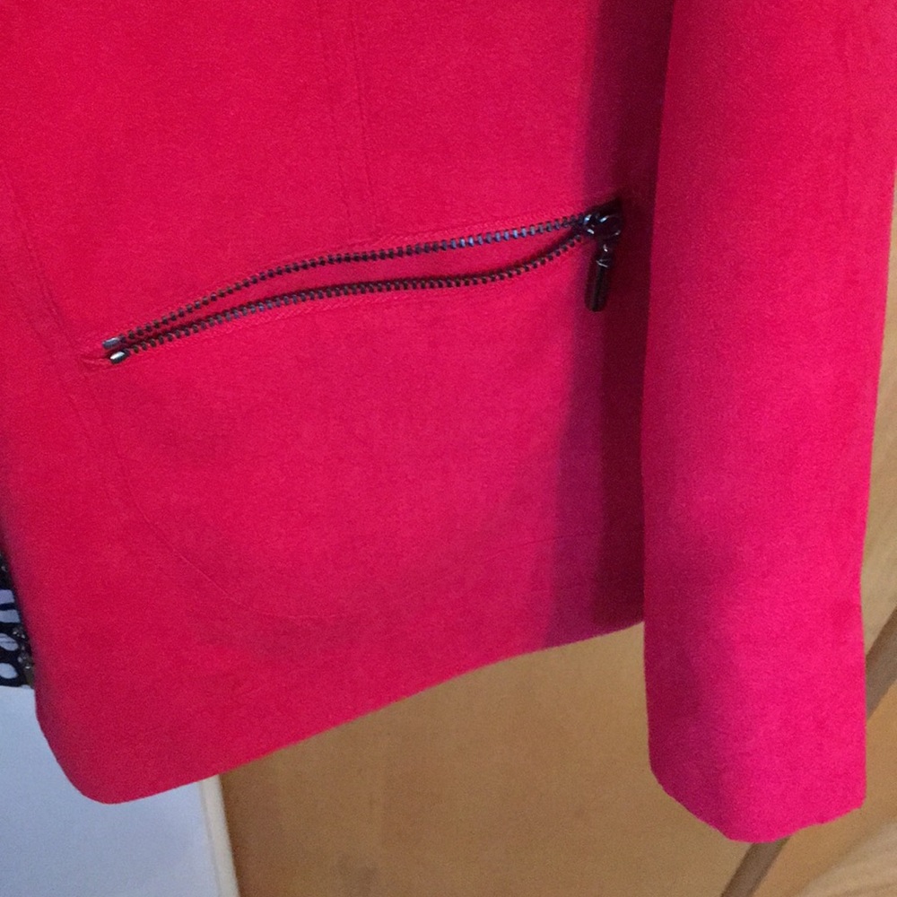 Jacket - Picture 3 of 5